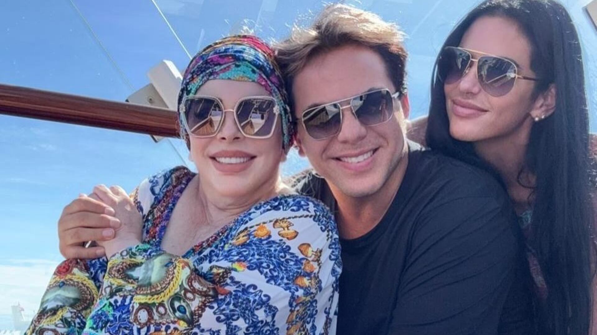 Cristian Castro y Mariela Sánchez anunciaron que se casarán en 2026. Verónica Castro compró los anillos de compró los anillos.