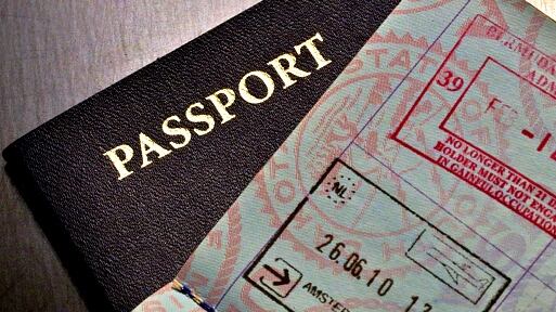 Reino Unidos prohibirá el ingreso a familias de estudiantes extranjeros