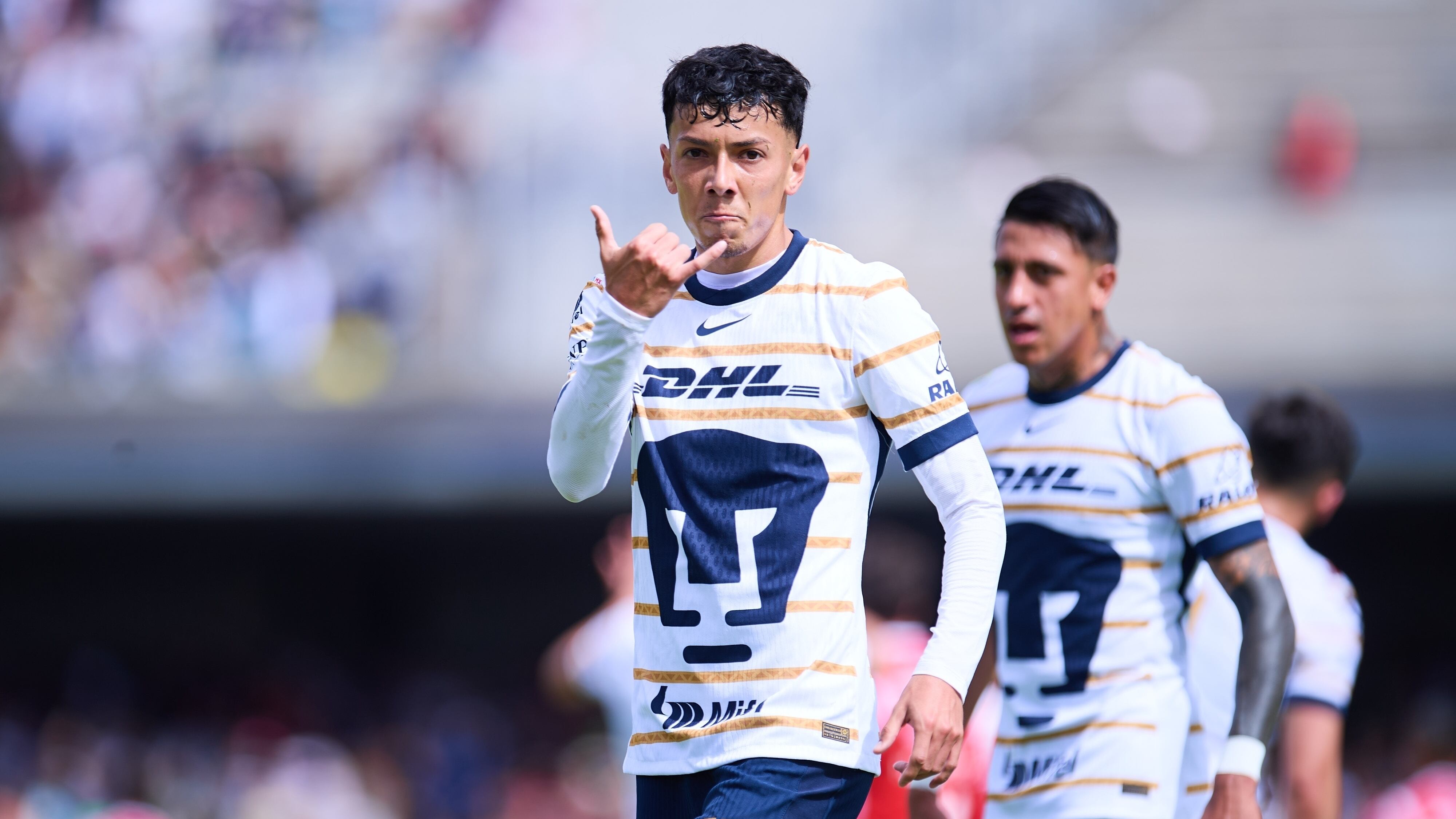 Jorge Ruvalcaba encaminó la victoria de Pumas.