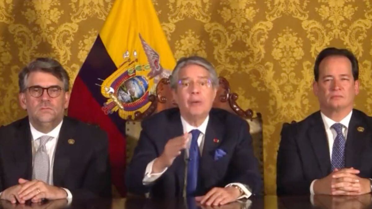 Presidente Guillermo Lasso disuelve Asamblea para evitar juicio político.