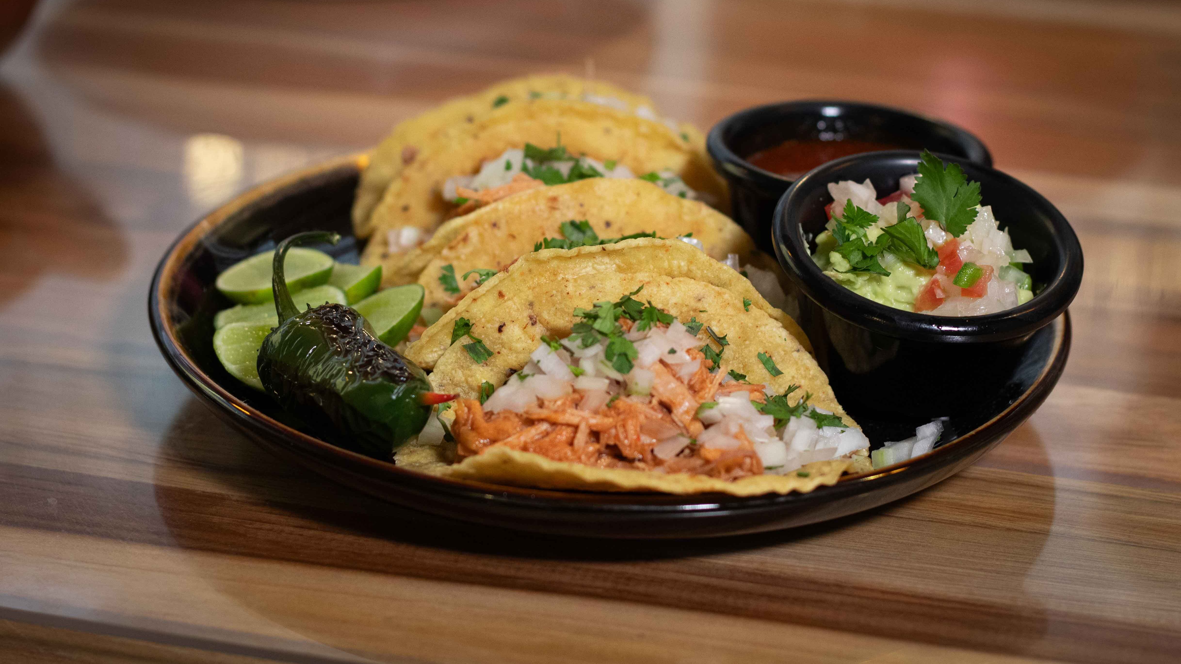 Gallo Rojo Taquería - Quito