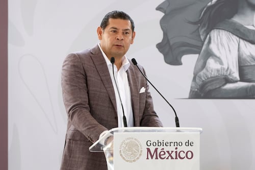 Gobierno enviará abogados a Los Ángeles tras redadas contra migrantes