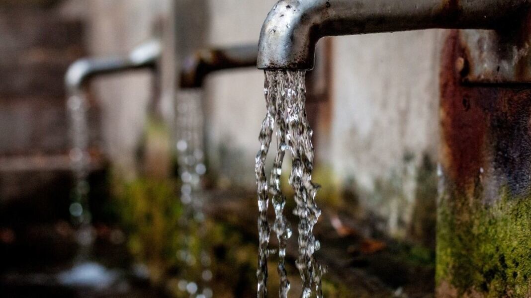 Para reconexión del sistema de Chapala para traer más agua a la Zona Metropolitana de Guadalajara, hubo un megacorte en diferentes colonias de Guadalajara, Zapopan, Tonalá y Tlaquepaque, ahora ya se va restableciendo en un 60%.