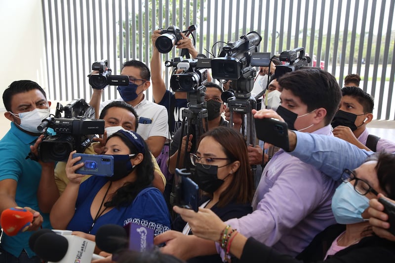 Buscan garantizar su seguridad y libertad.