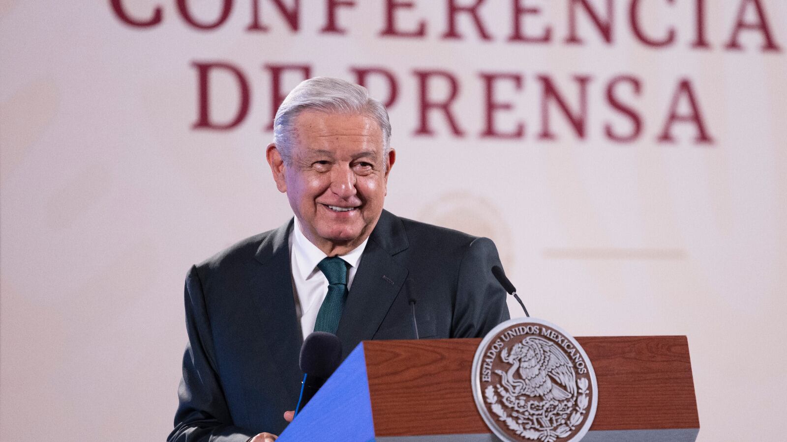 El presidente hizo hincapié en su defensa a los mexicanos en Estados Unidos