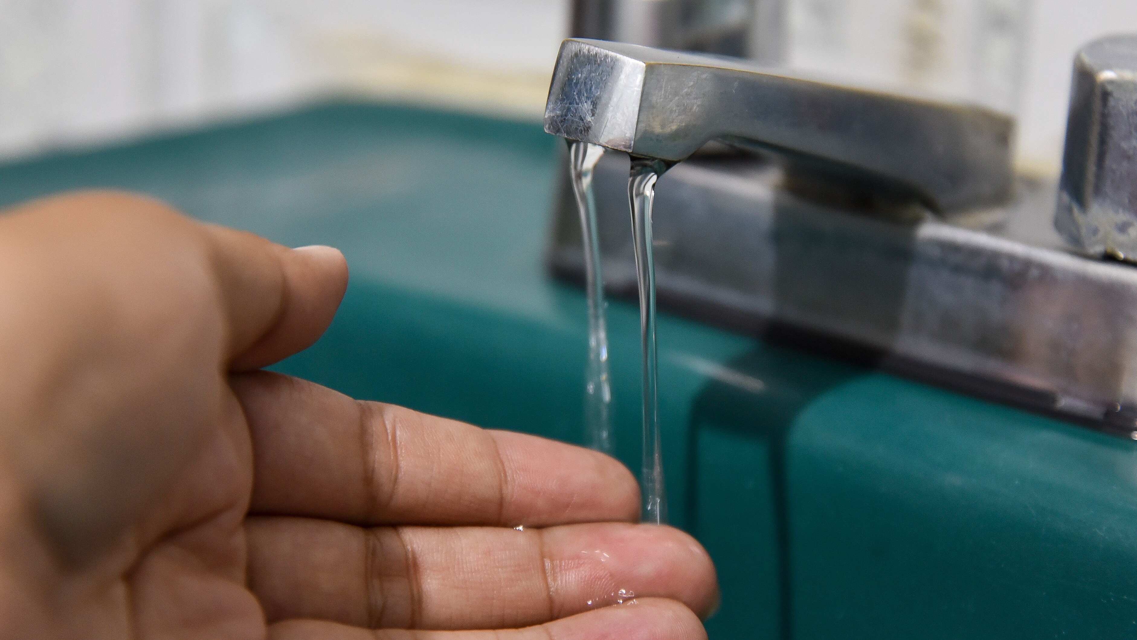 Fraccionamientos irregulares serán dotados de agua con nueva ley en Guanajuato si acatan nuevas condiciones.