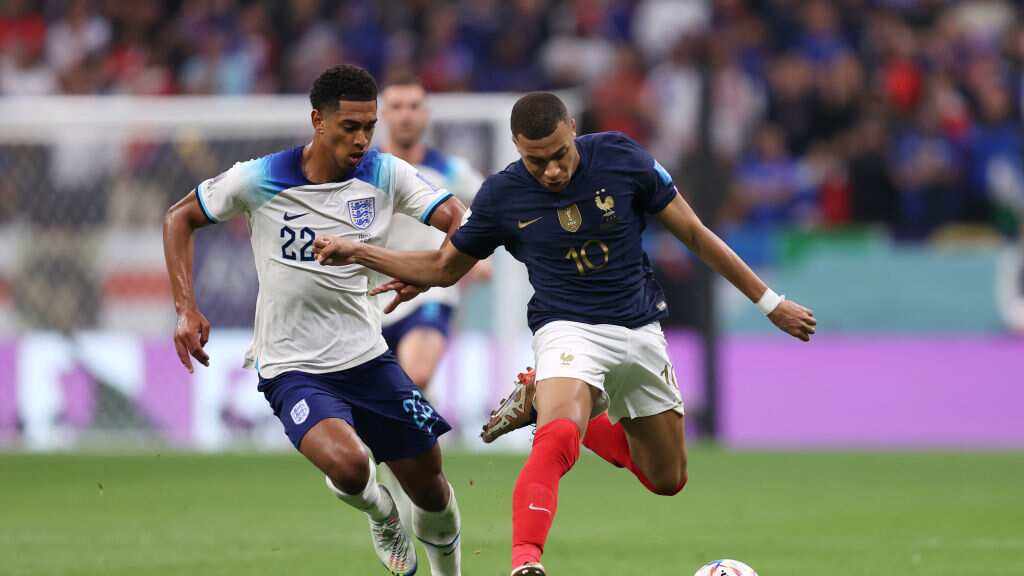 Francia busca el boleto a la siguiente ronda