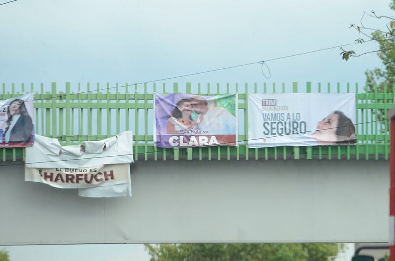 La propaganda preelectoral invade todos los espacios.