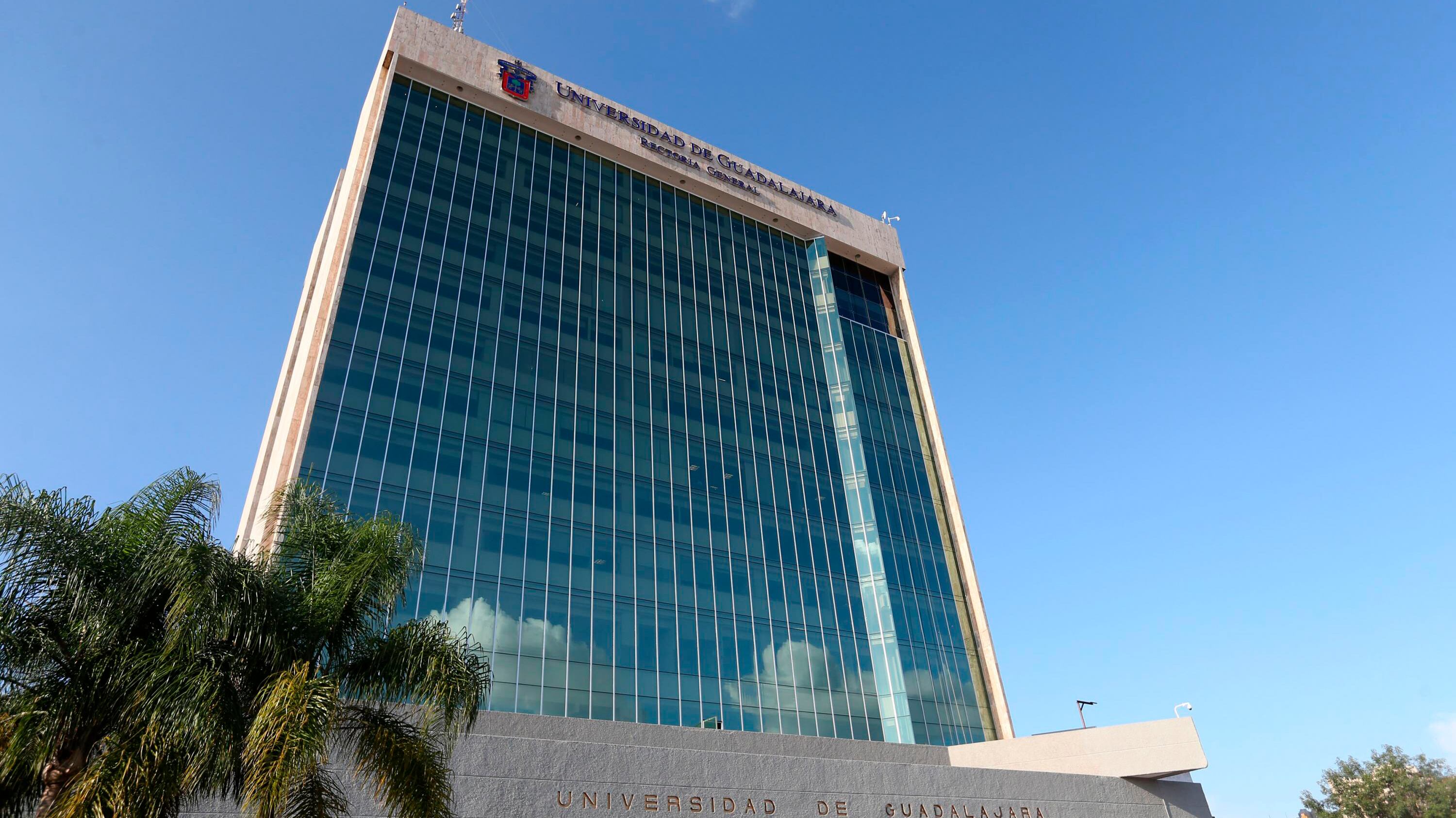 La Universidad acusó que el Congreso cedió a presiones externas para castigarlos presupuestalmente.