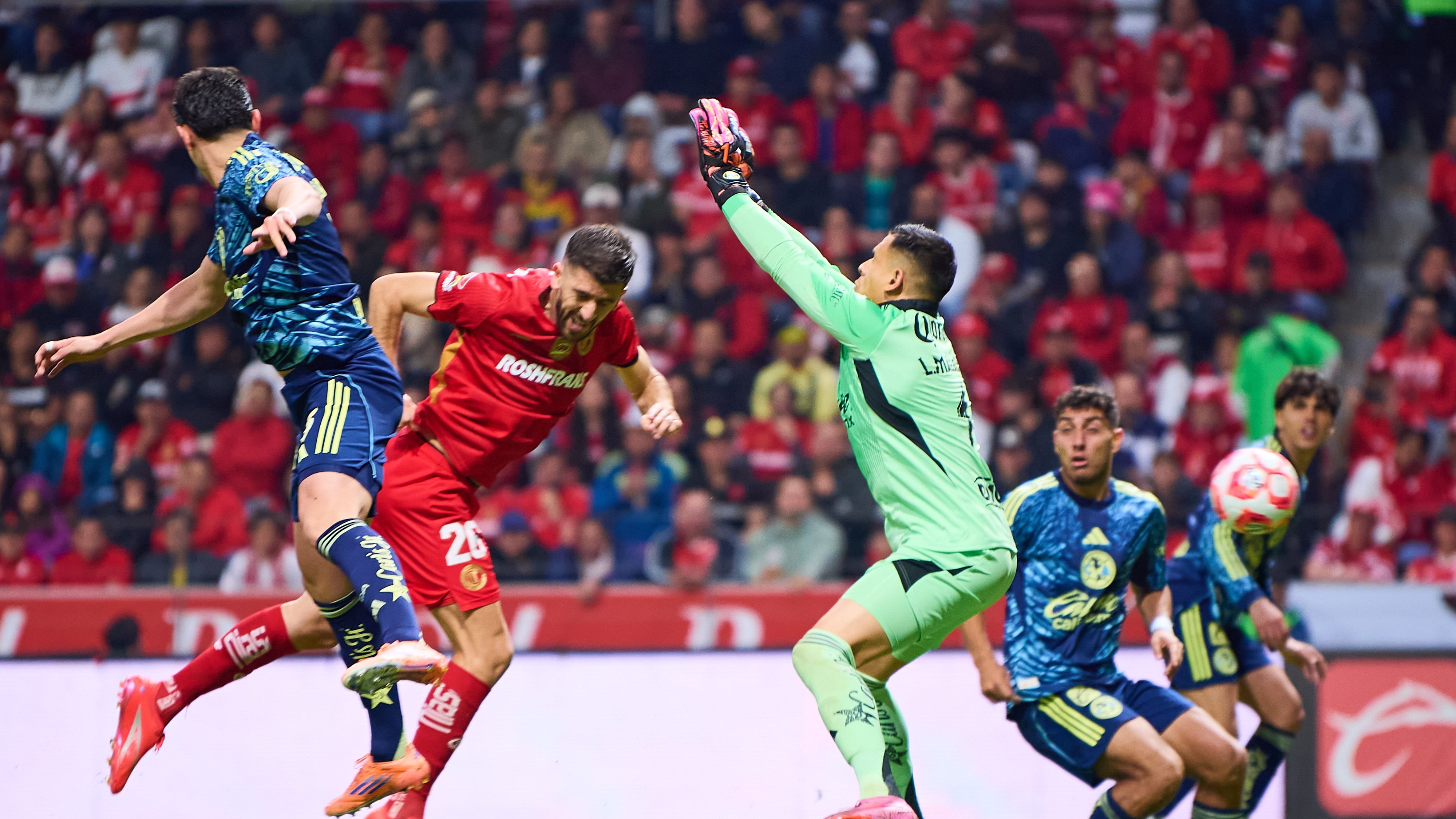 Luis Ángel Malagón