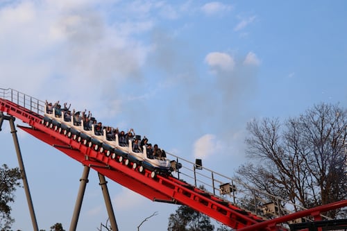 Adrenalina en familia: inauguran montaña rusa única en Latinoamérica en la CDMX