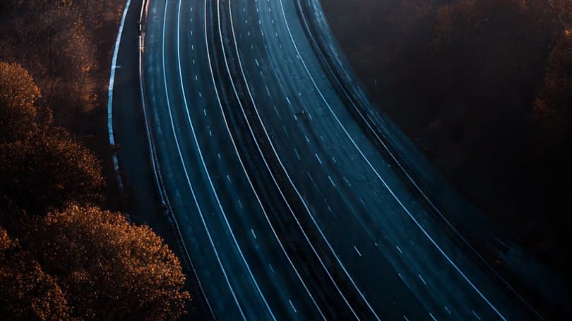 Medios locales también reportaron un incremento en la actividad criminal en la zona.