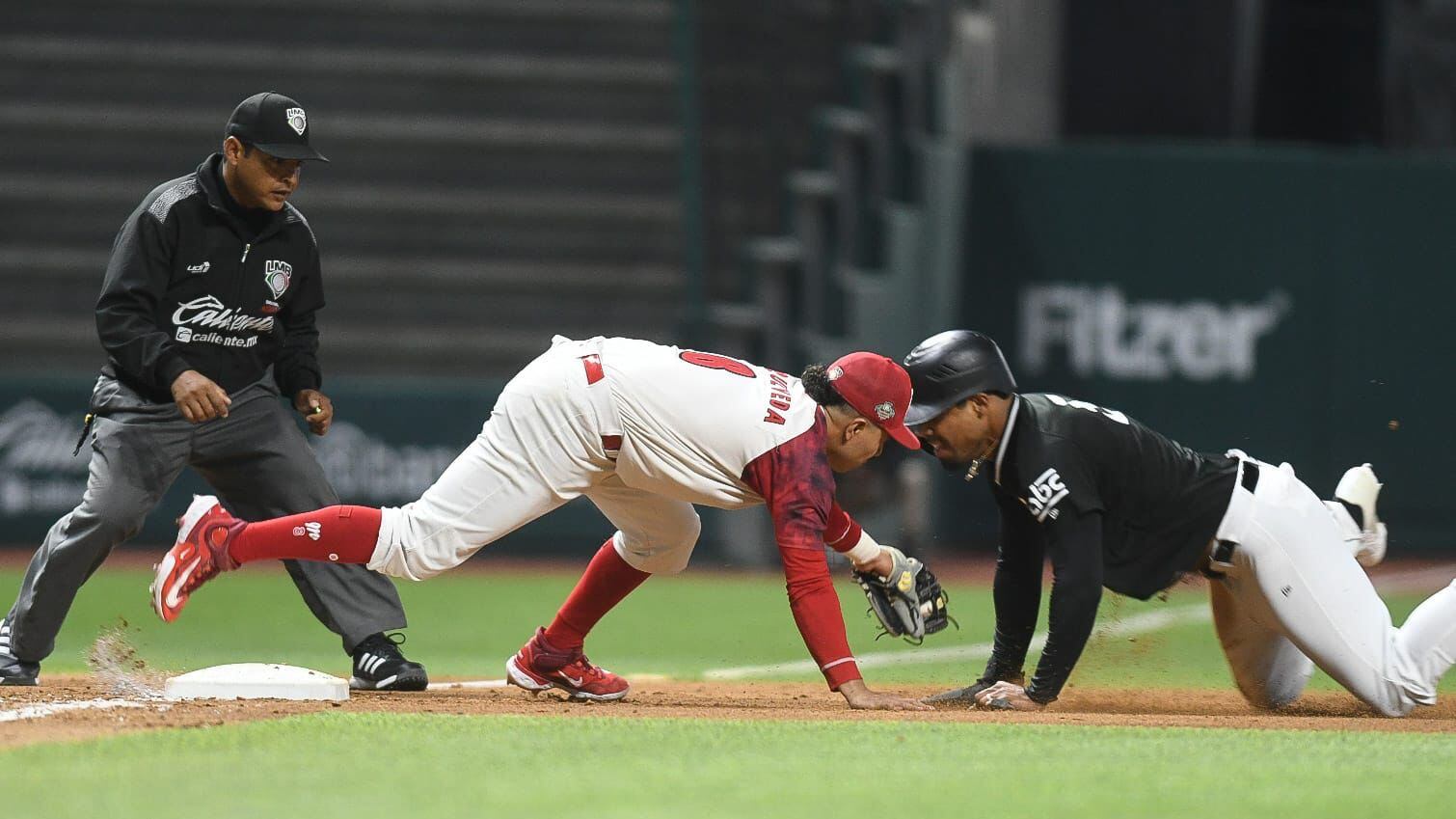 Diablos Rojos vs. Toros Tijuana