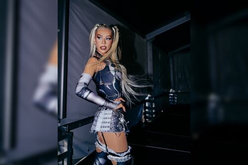 “Lo que hace no es saludable”: Fans de Christina Aguilera preocupados por la nueva imagen de la cantante