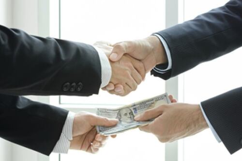 Leyes contra delitos fiscales terminarán en la Corte y afectarán a Pymes, coinciden expertos