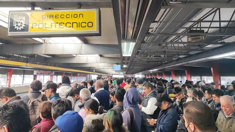 ¿Qué ocurrió en la Línea 5? Metro suspende tramo tras falla por altas temperaturas