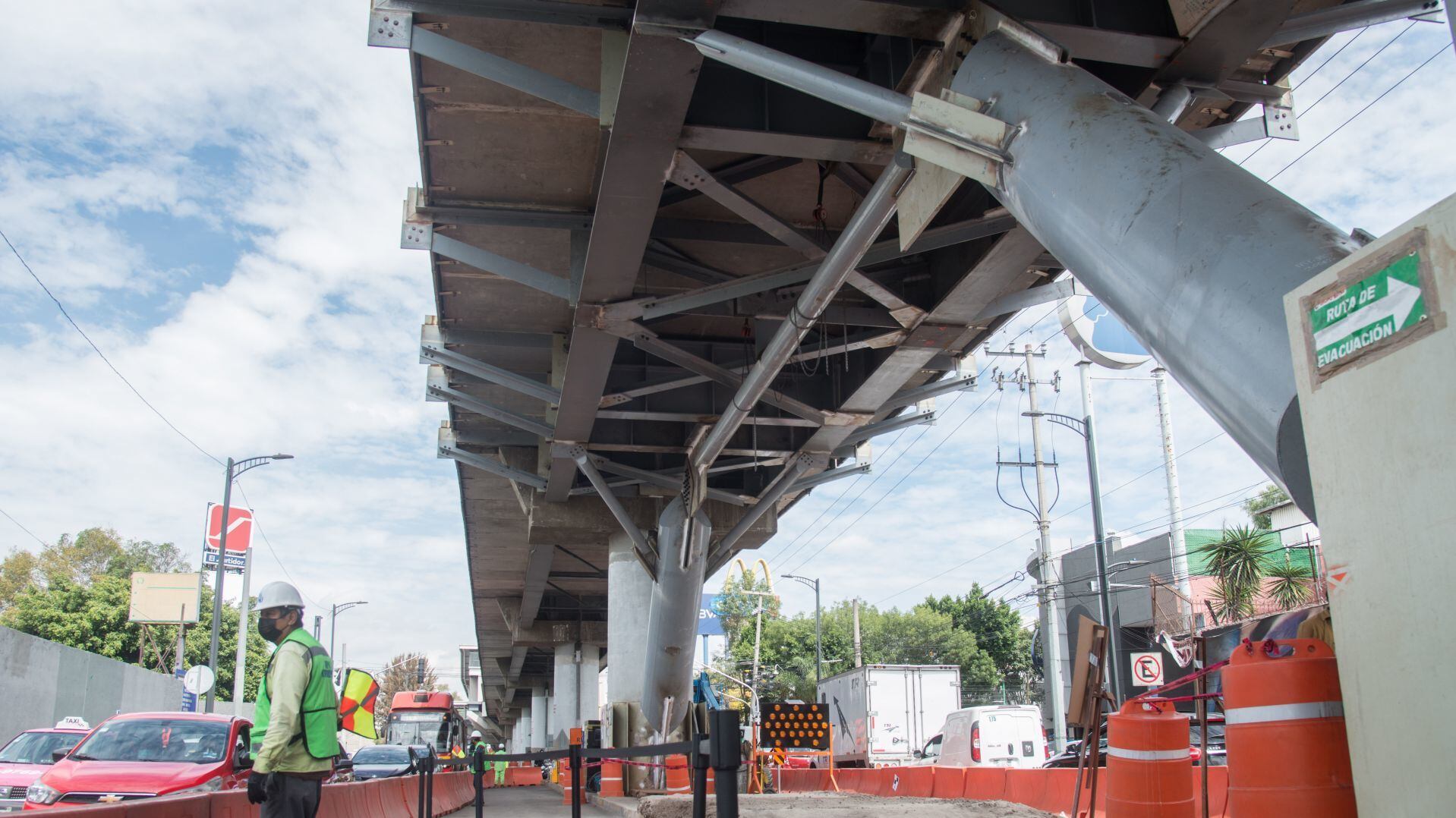 Trabajos de reconstrucción en Línea 12 del Metro CDMX. Foto: Cuartoscuro