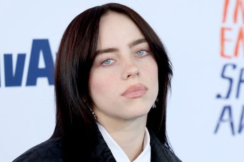 Muere acosador de Billie Eilish en fatal accidente tras haber sido arrollado por un tren