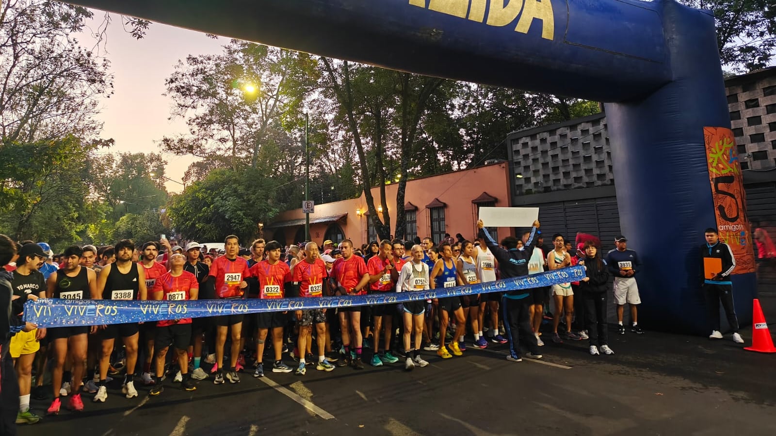 La edición número 17 de la tradicional carrera de los Viveros de Coyoacán no solo promueve el deporte, sino que también recauda fondos para la conservación del área