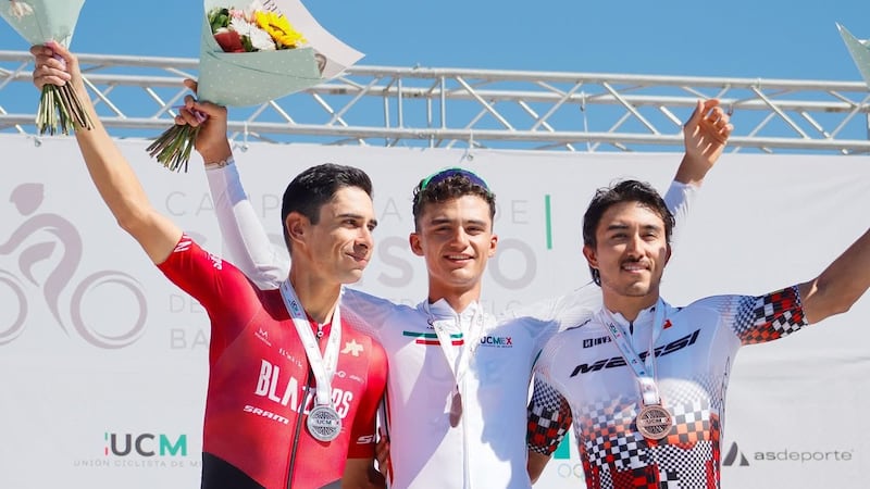 ¡Sigue brillando! Isaac del Toro se queda con el Campeonato Nacional de Ruta en México