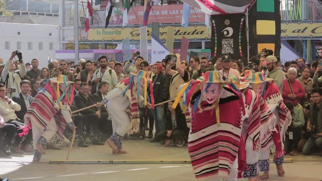 Casi medio millón visitan la Feria de León en su primer fin de semana.