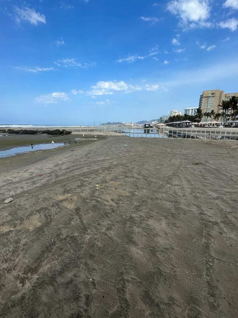 Acapulco denuncia obras de drenaje contaminan playas