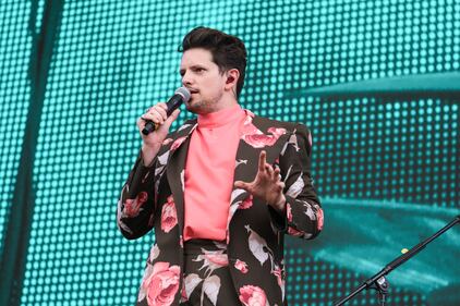 La espera terminó, este sábado 7 de octubre se lleva a cabo la nueva edición del Festival Pulso GNP en el Autódromo de Querétaro, mismo que será testigo de la presentación de Morat, Sebastián Yatra, Lasso, Gera Mx, Allison, Austin TV, entre otros artistas.