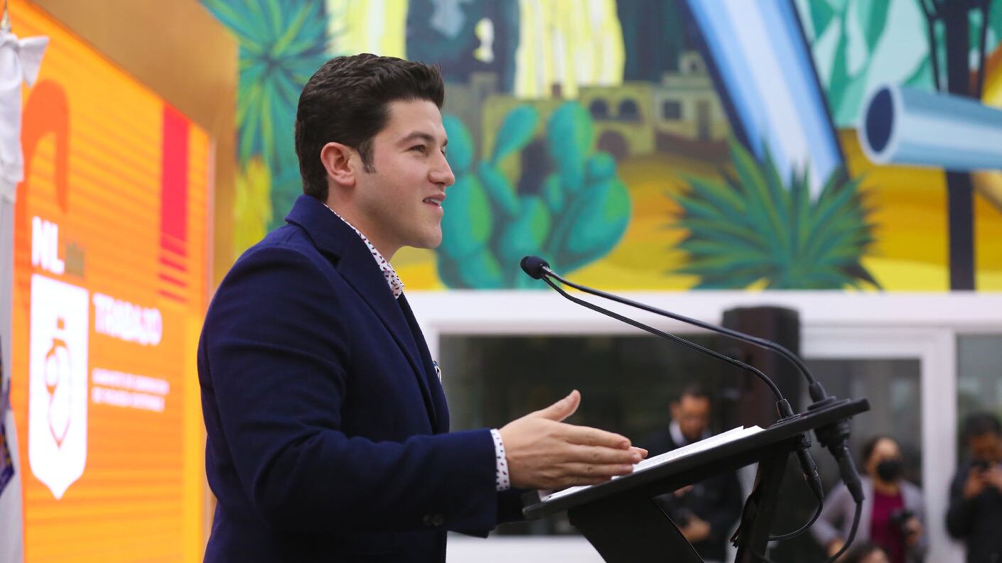 García recurrió a Instagram para aclarar que todavía le quedan cinco años de trabajo en Nuevo León.