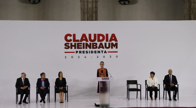 Sheinbaum presenta segunda ronda de su gabinete presidencial