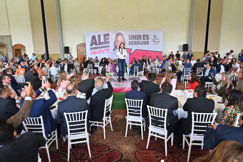 Alejandra-Del-Moral-en-Atizapán-de-Zaragoza-Edomex