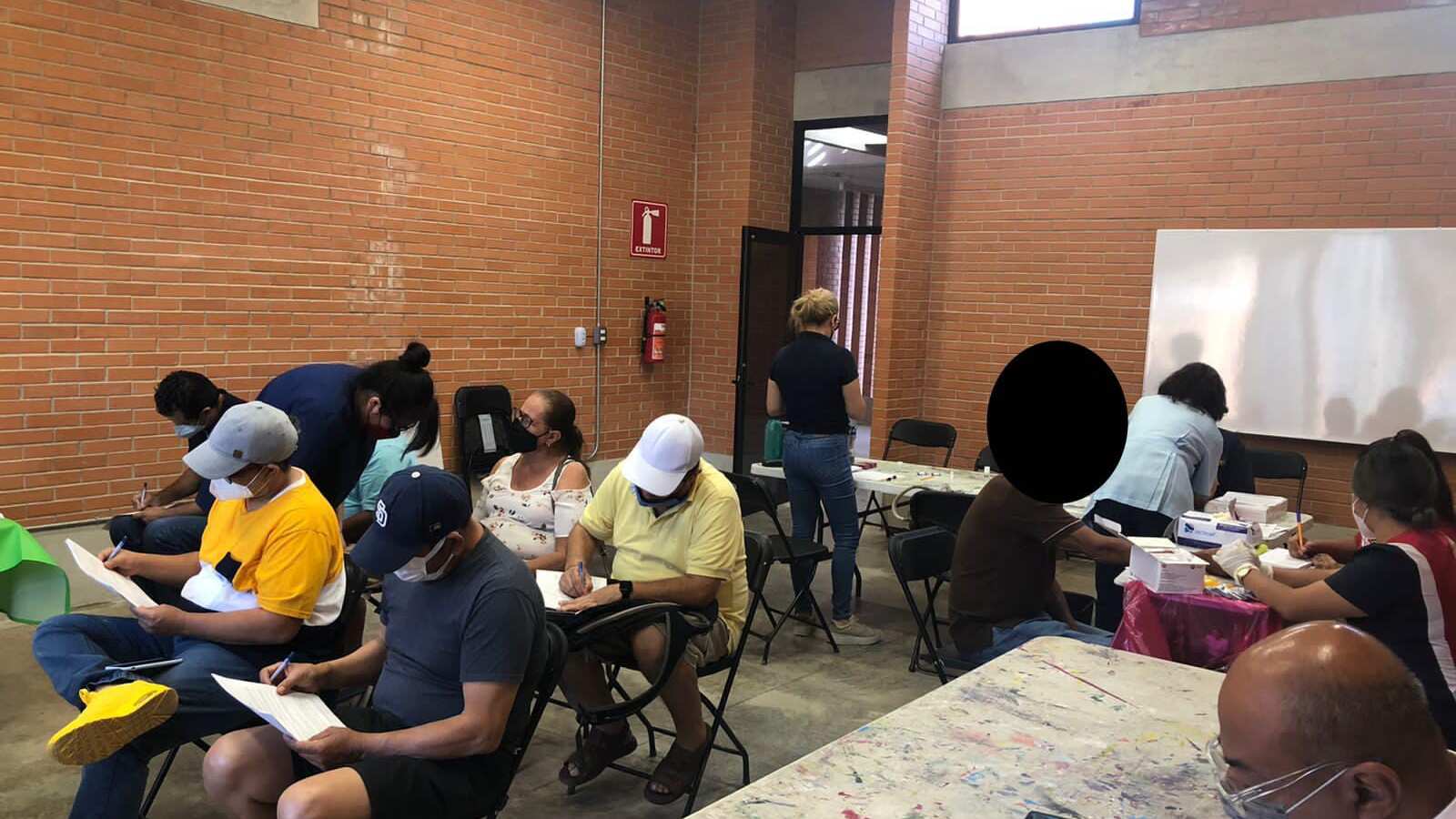 Autoridades dialogan con el ayuntamiento de Guadalajara para la sede de este nuevo complejo de atención.