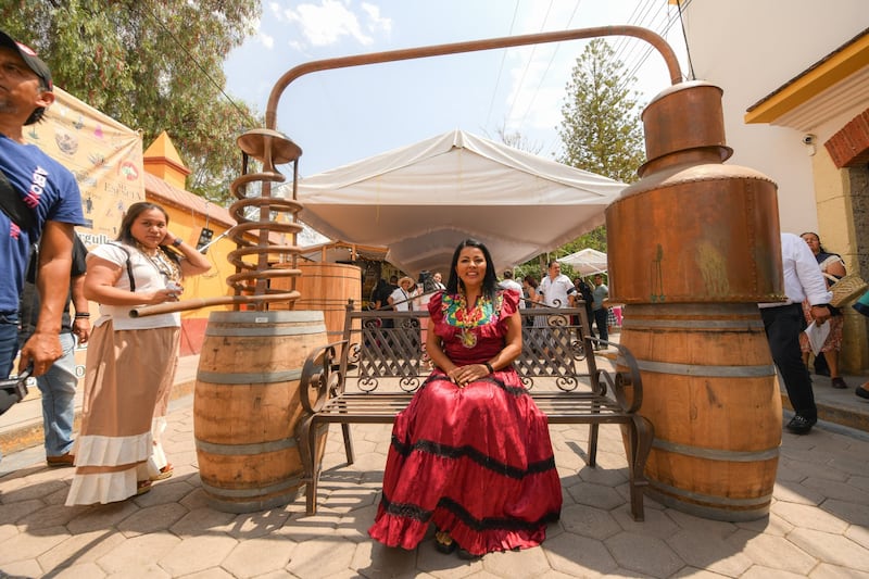La secretaria de Turismo, Saymi Pineda Velasco, detalla los logros de Oaxaca en el primer Tianguis Turístico binacional y comparte cómo esta visibilidad impulsa al turismo local rumbo a la máxima fiesta cultural del estado