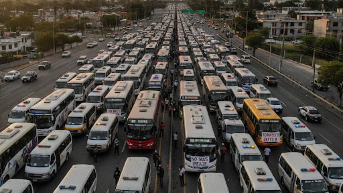 Megabloqueo de transportistas hoy martes 13 de enero: alternativas viales por cierres en Edomex hacia CDMX