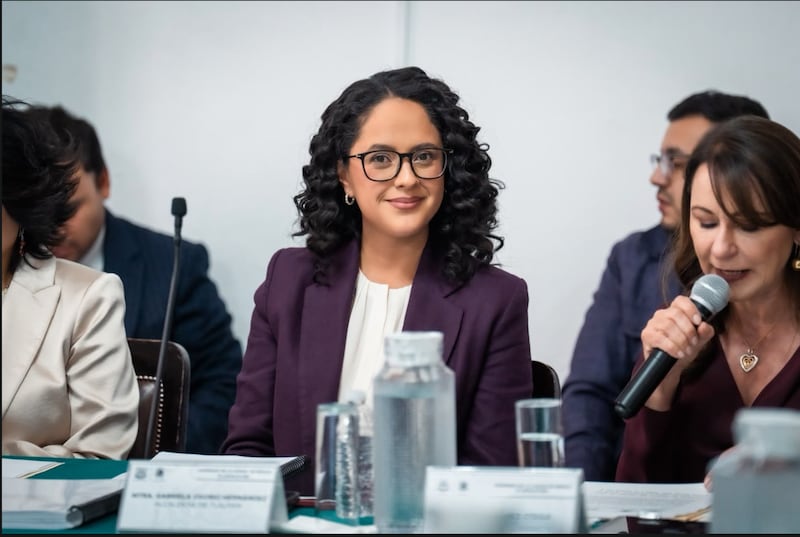 Gaby Osorio comparece ante el Congreso CDMX