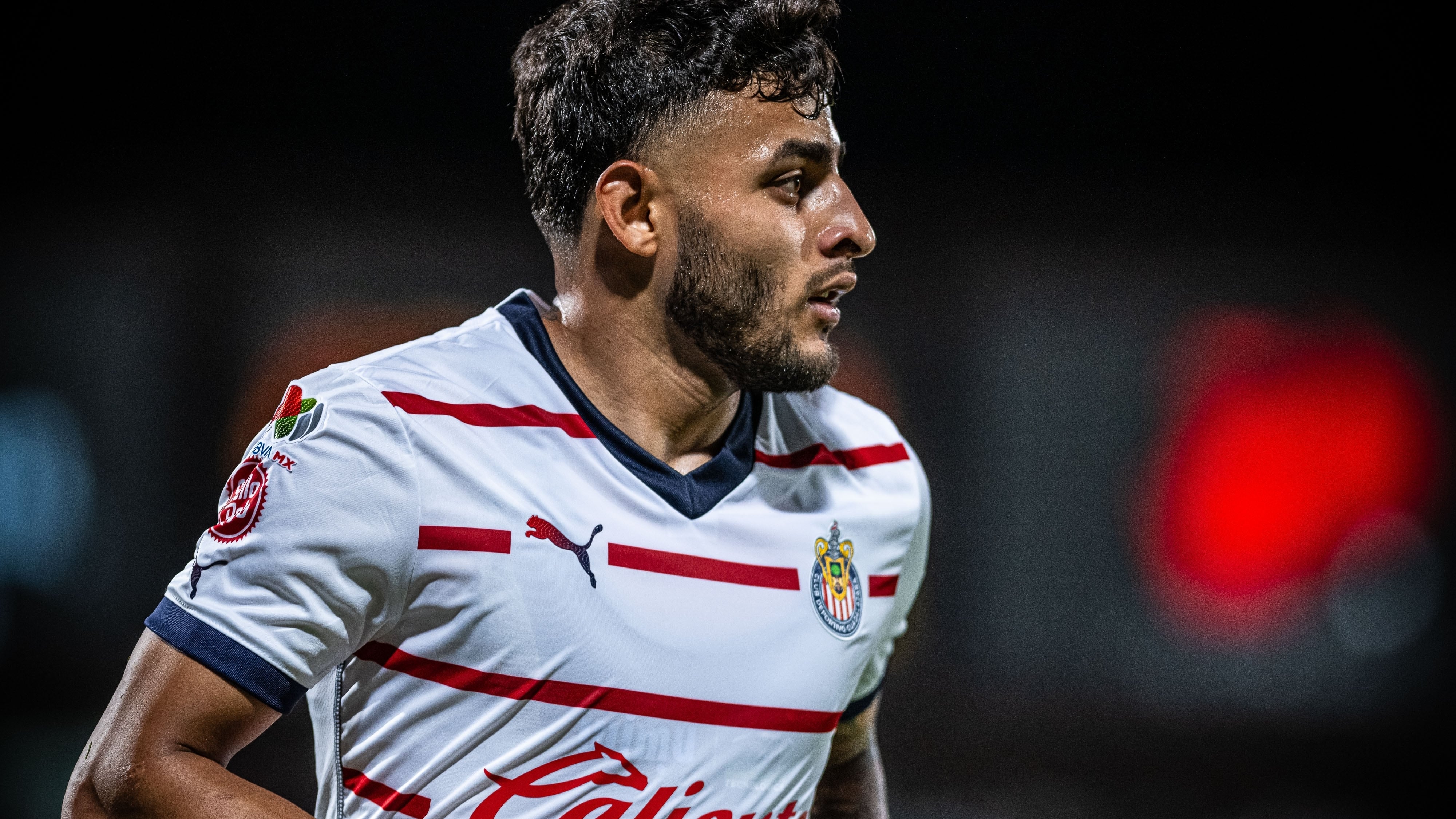 Alexis Vega jugó cinco años en Chivas.