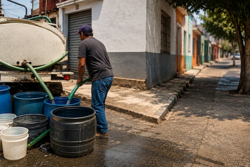 Huachicoleo de agua en CDMX: aprueban cárcel y multas por robo del líquido