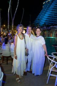 ¡Vive la magia de la Fiesta de Blanco en el Abierto Mexicano de Tenis, ambientada en la Torre Perla del Hotel Princess, Acapulco! Un encuentro único donde la elegancia se fusiona con la emoción del tenis.