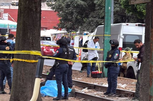 ¡Otra tragedia! Apuñalan a hombre tras pelea afuera de hospital La Raza