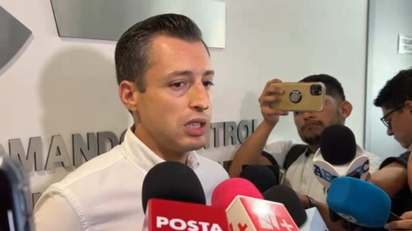 Colosio Riojas dijo que la gente está cansada de tanta violencia.