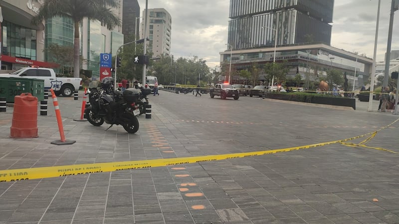 La balacera se registró en la zona comercial Andares