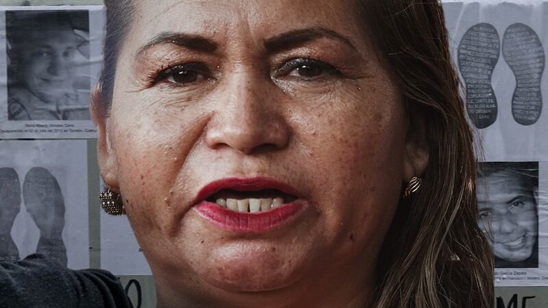 Ella es Ceci Flores, madre que busca en fosas a su hijos desaparecidos y que es criticada por la 4T