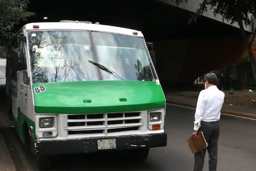 Transportistas advierten crisis inminente: el aumento de 1.50 pesos no alcanza