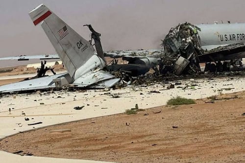 Escalada crítica: Irán derriba F-15 y EE. UU. realiza peligrosa operación de rescate