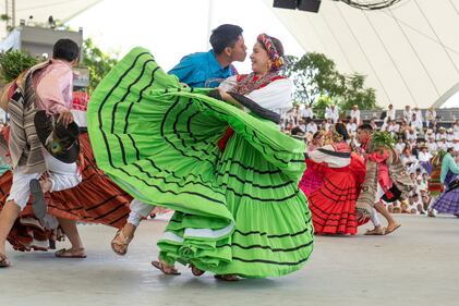 Arrancan las fiestas de Lunes de Cerro en la Guelaguetza 2024