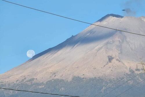 Misterioso avistamiento de OVNI cerca del volcán Popocatépetl sorprende a cibernautas