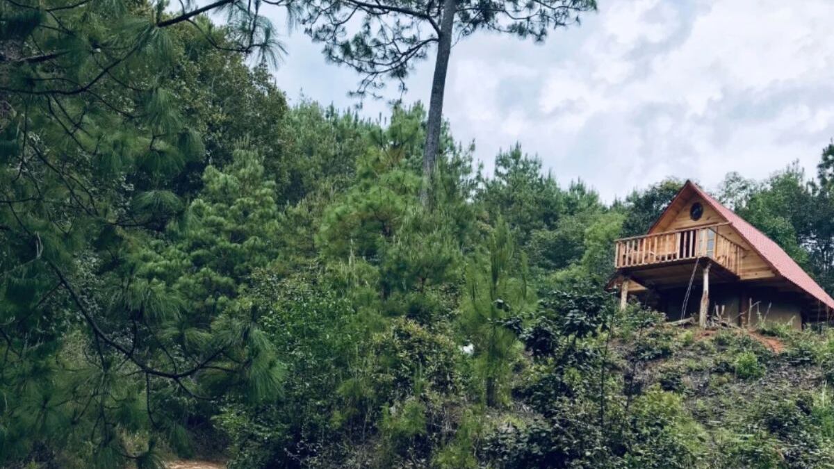 Hallan muerta a turista israelí dentro de cabaña en Oaxaca.