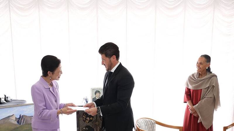 La monarca japonesa se entrevistó con el gobernador Samuel García en abril