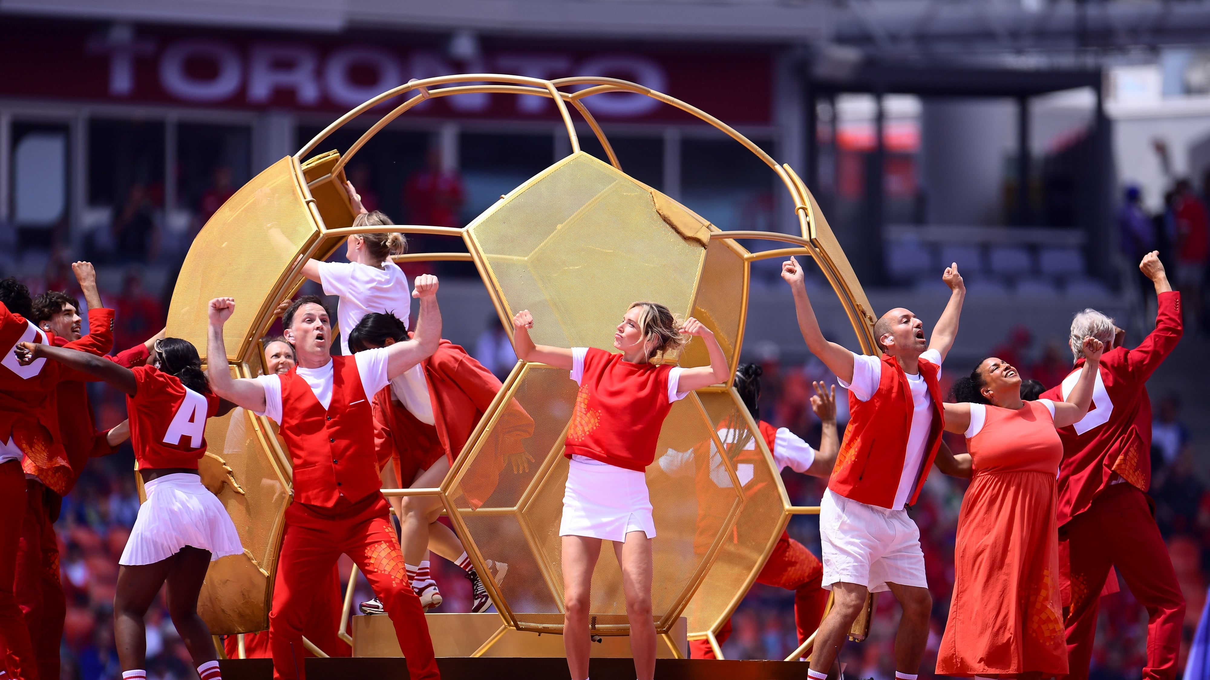 Canadá y Bosnia se enfrentaron luego de una segunda inauguración del Mundial