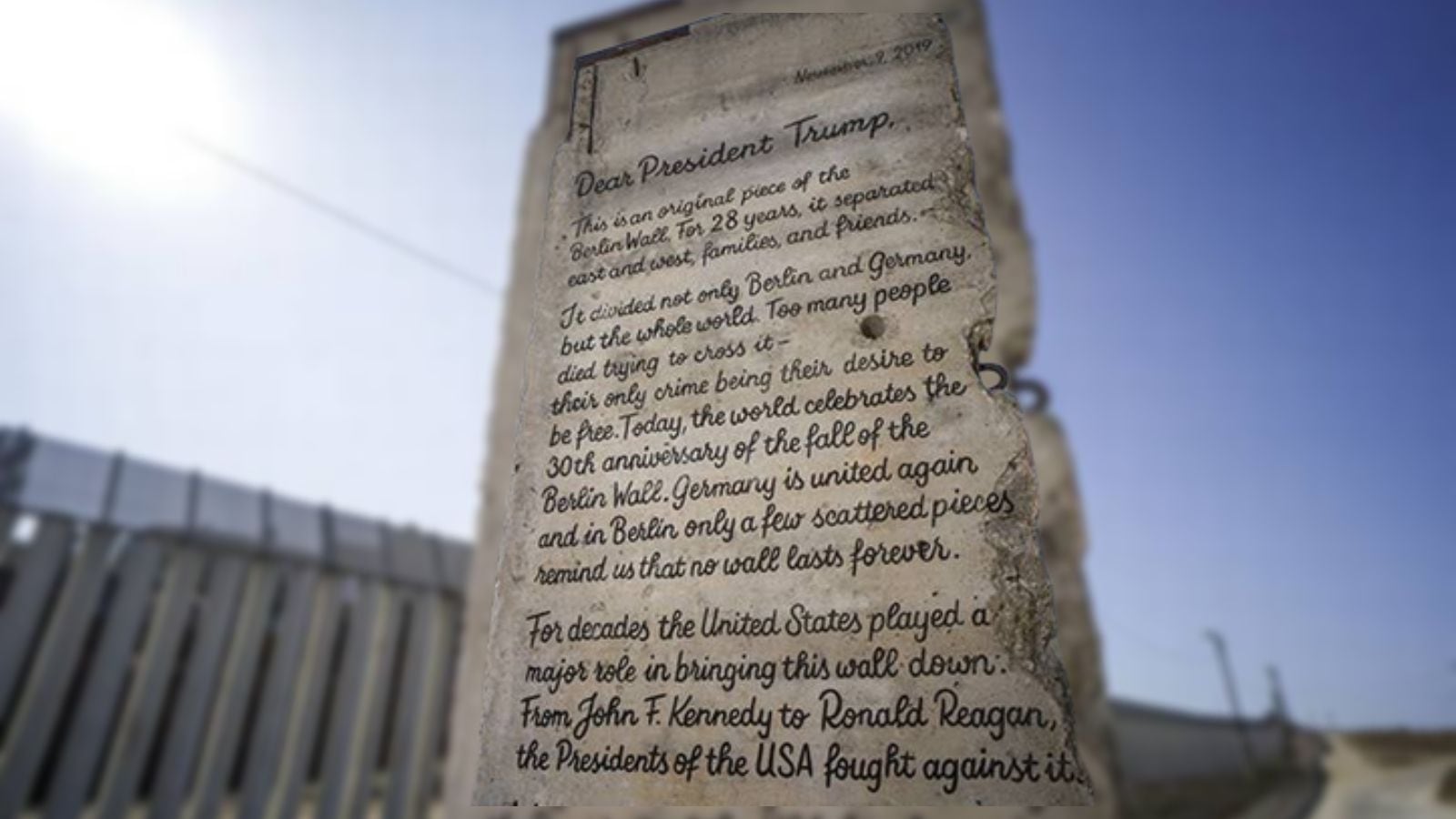 “Un Mundo Sin Muros” en Tijuana recuerda fracasos migratorios entre México y EE. UU.