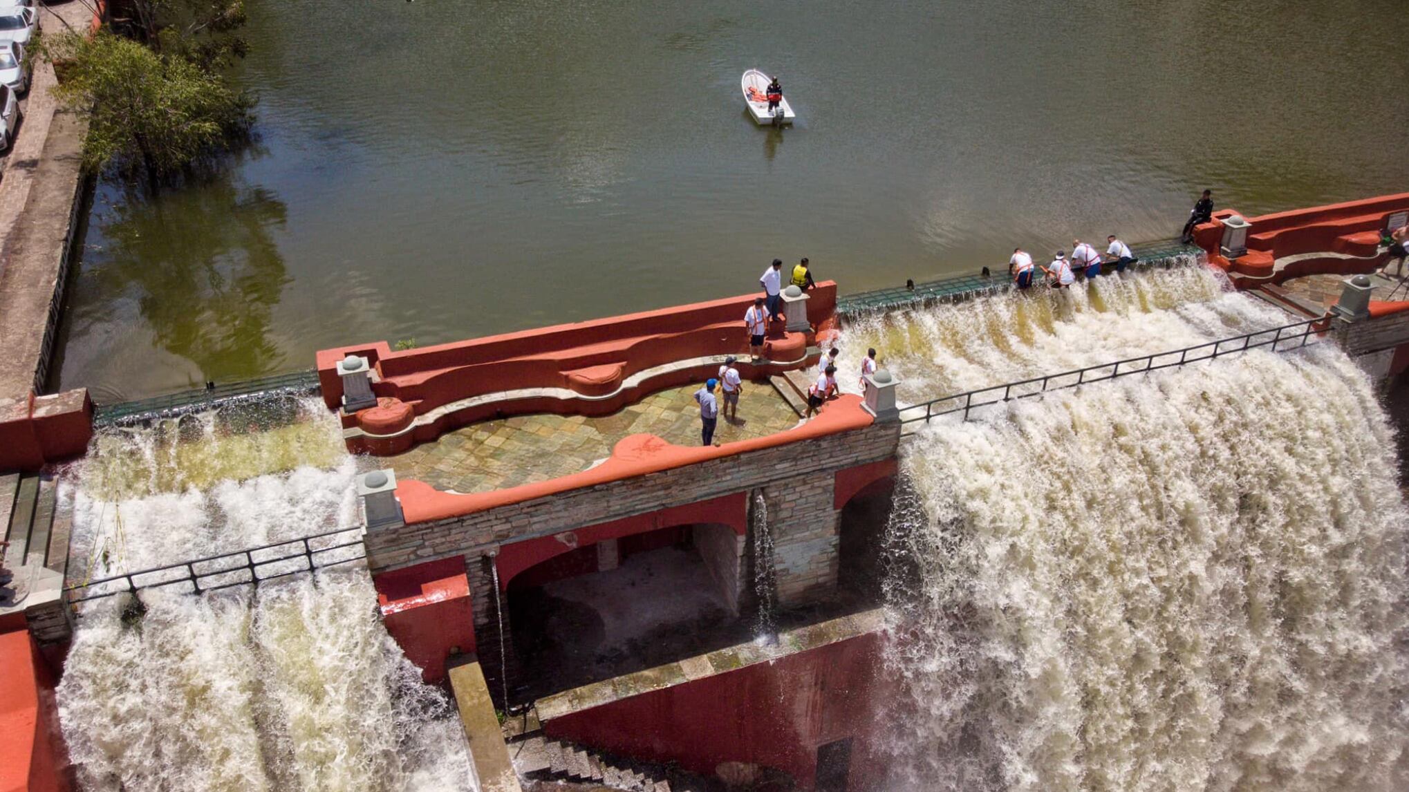 Una tradición que ha tenido que recorrerse por falta de lluvias; este año pudo llevar a cabo.